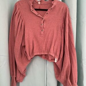 Women's Pink Button-Up Top